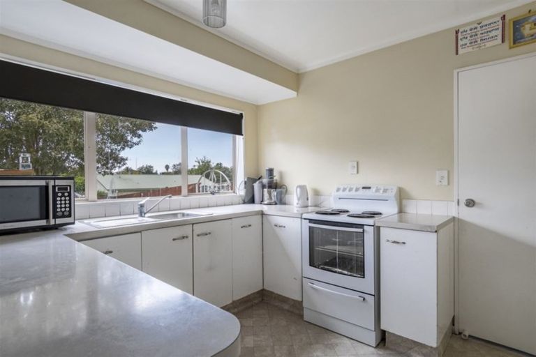 Photo of property in 9a Portland Street, Welcome Bay, Tauranga, 3112