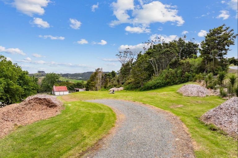 Photo of property in 124b Devich Road, Mangawhai, 0975