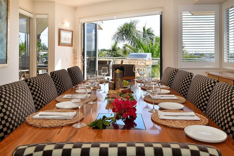 Photo of property in 44 Marellen Drive, Red Beach, 0932