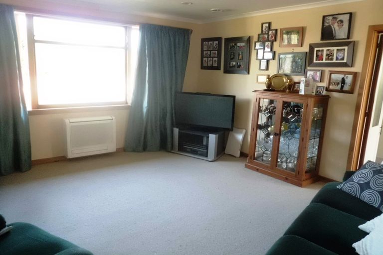 Photo of property in 70 Ormsby Street North, Temuka, 7920