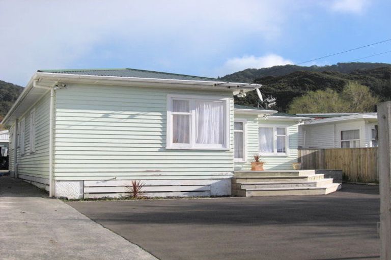 Photo of property in 87 Wainuiomata Road, Wainuiomata, Lower Hutt, 5014