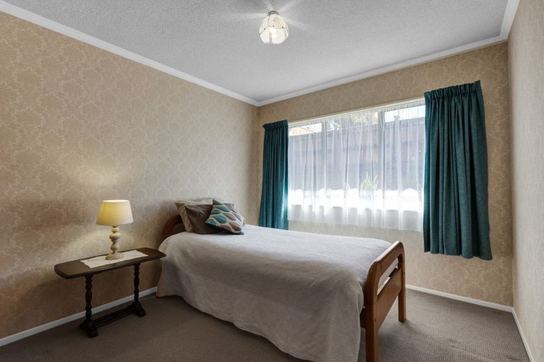 Photo of property in 98c Govett Avenue, Frankleigh Park, New Plymouth, 4310