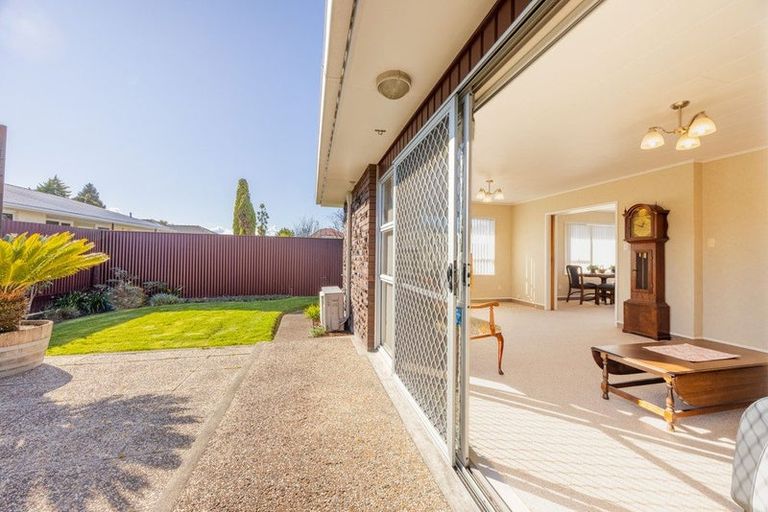 Photo of property in 3/22 Avondale Road, Taradale, Napier, 4112