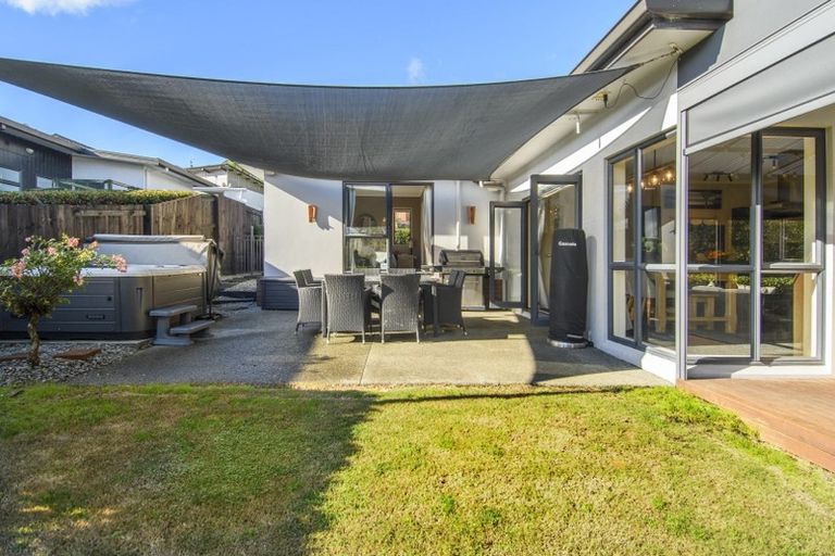 Photo of property in 15 Riddington Rise, Ohauiti, Tauranga, 3112