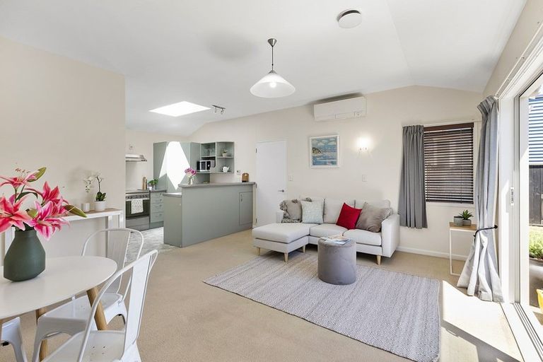 Photo of property in 92a Calabar Road, Miramar, Wellington, 6022