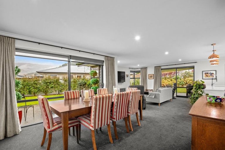 Photo of property in 76 Shields Street, Clyde, 9330