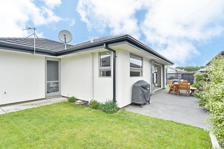 Photo of property in 11 Robalan Close, Halswell, Christchurch, 8025