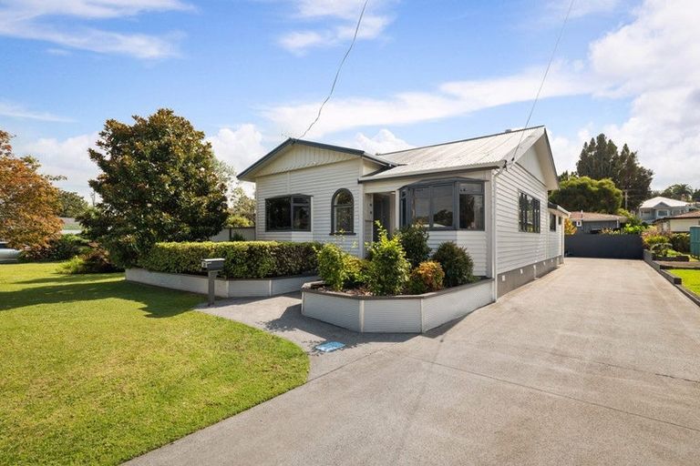 Photo of property in 30 Willoughby Street, Paeroa, 3600