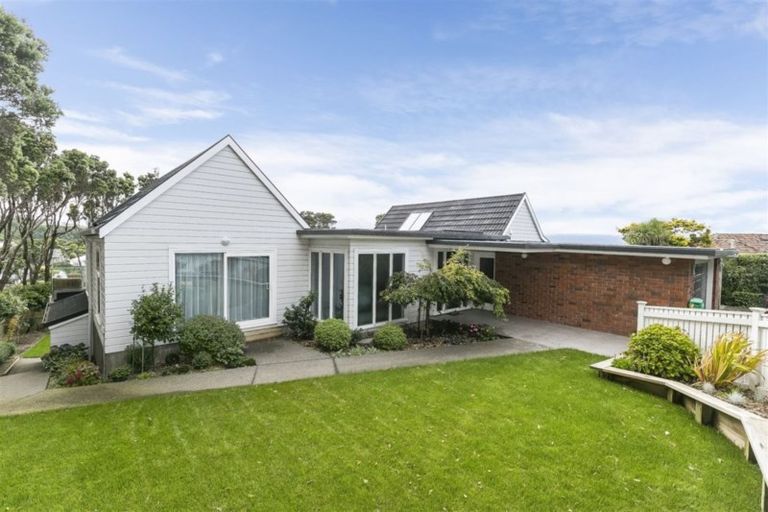 Photo of property in 19 Jubilee Road, Khandallah, Wellington, 6035