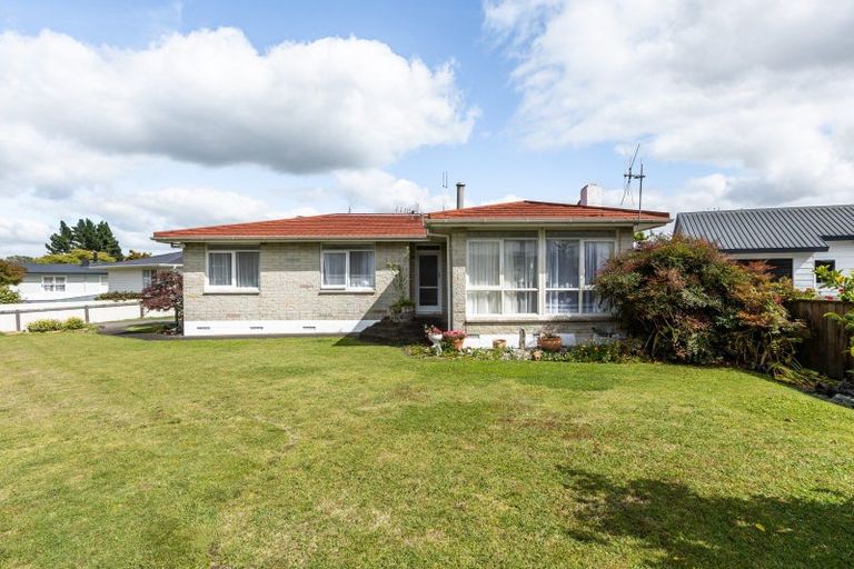 Photo of property in 13 Elliott Crescent, Havelock North, 4130