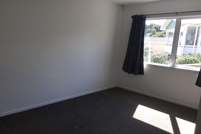 Photo of property in 25a Wattle Grove, Maungaraki, Lower Hutt, 5010