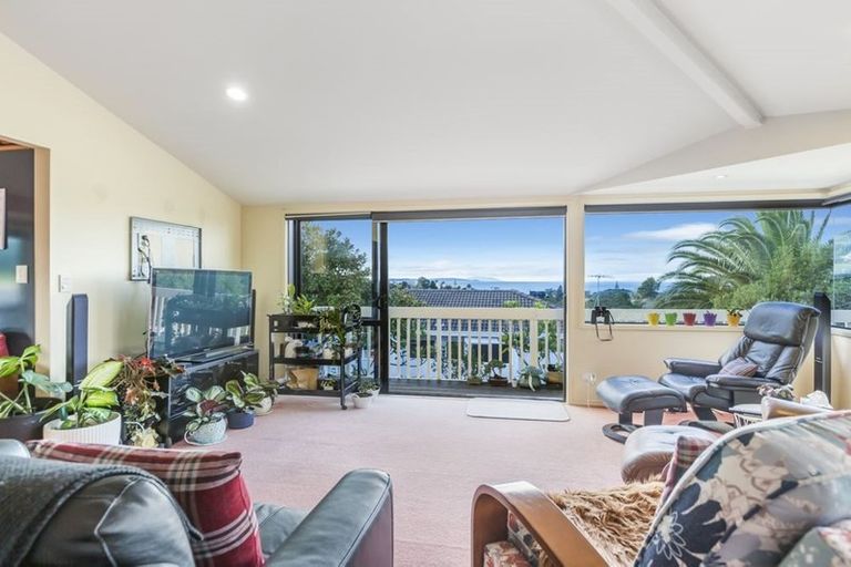 Photo of property in 54 Brightside Road, Stanmore Bay, Whangaparaoa, 0932