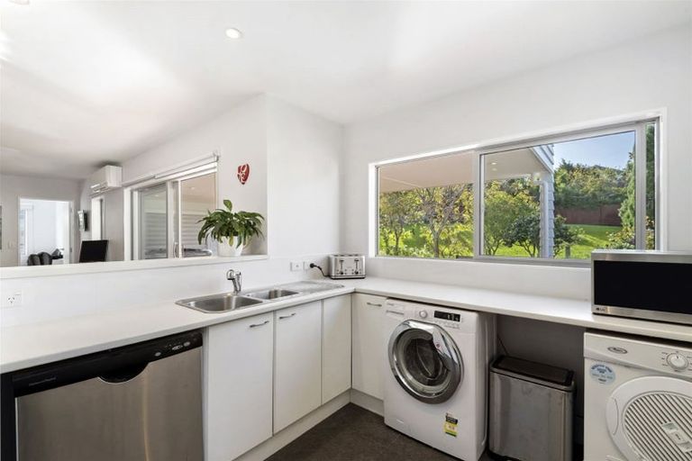 Photo of property in 68 Hebron Road, Waiake, Auckland, 0630