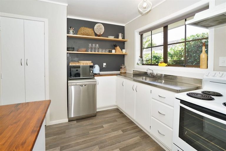 Photo of property in 14a Wilfred Street, St Andrews, Hamilton, 3200