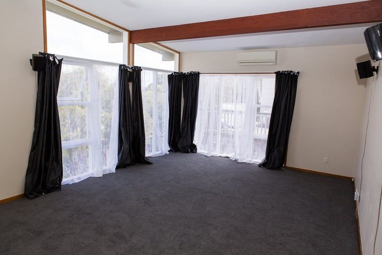 Photo of property in 40 Cedar Street, Maungaraki, Lower Hutt, 5010