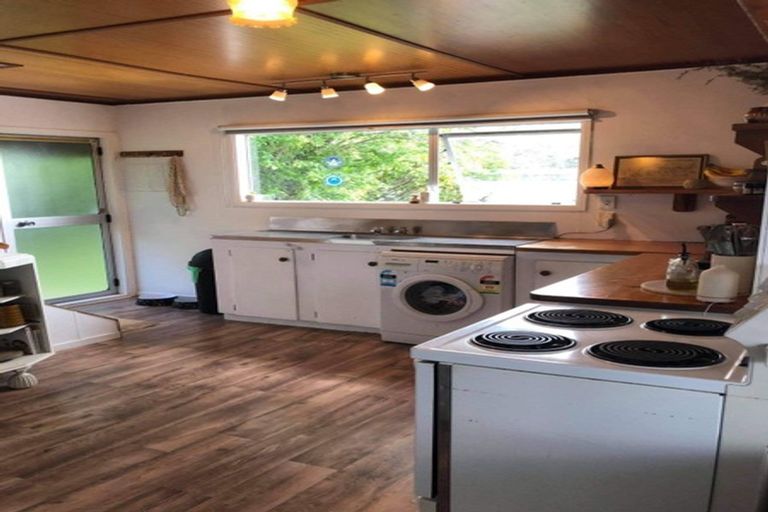 Photo of property in 18 Wilks Road West, Dairy Flat, Albany, 0794