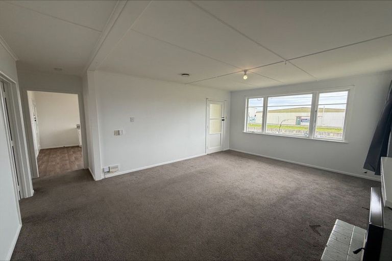 Photo of property in 452 Heads Road, Castlecliff, Whanganui, 4501