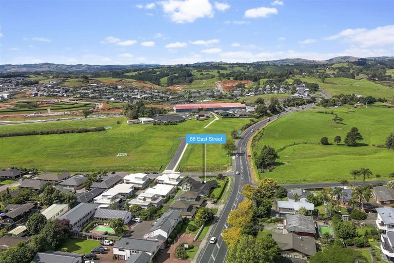 Photo of property in 86 East Street, Pukekohe, 2120