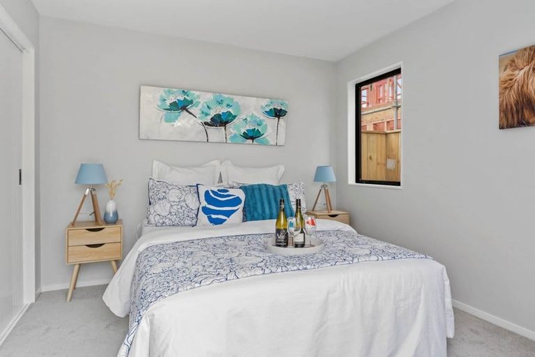 Photo of property in 26 Morus Road, Massey, Auckland, 0614