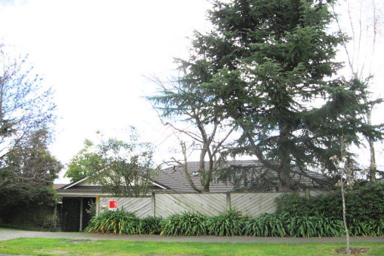 Photo of property in 62 Iona Road, Havelock North, 4130