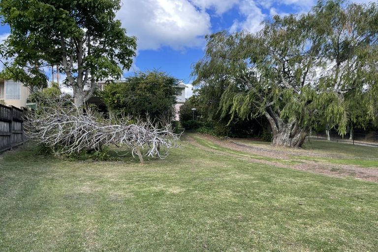 Photo of property in 893 Whangaparaoa Road, Manly, Whangaparaoa, 0930