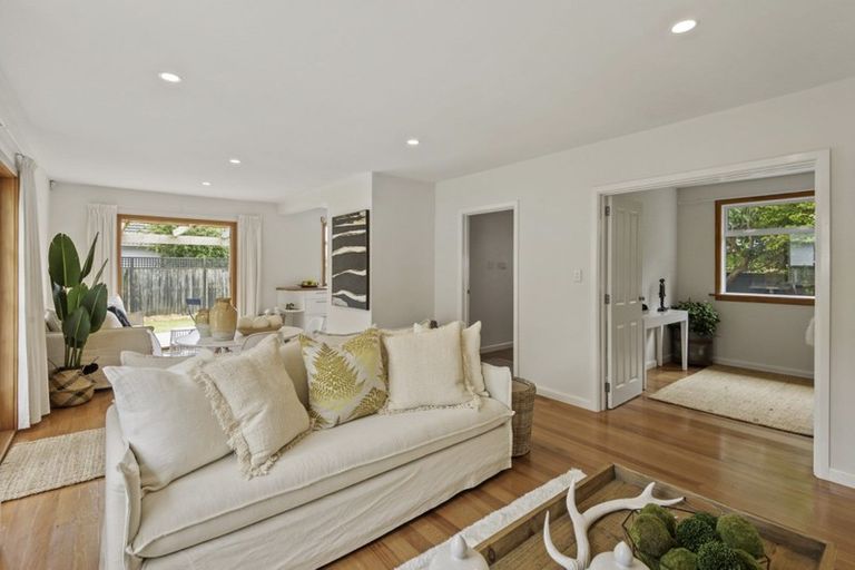 Photo of property in 50 Bay View Road, Moncks Bay, Christchurch, 8081