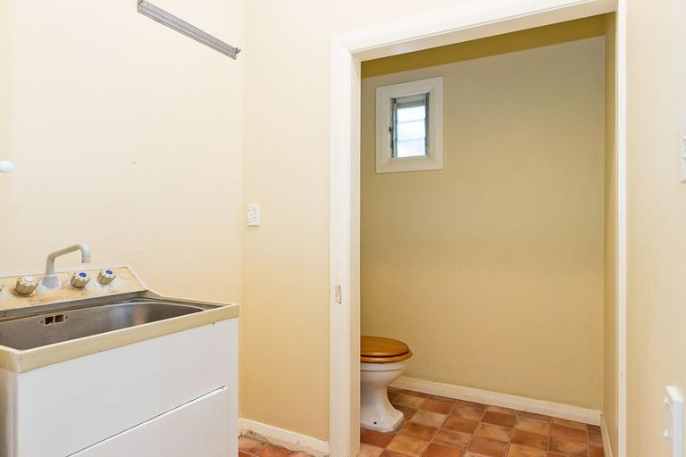 Photo of property in 643 Ferguson Street, Terrace End, Palmerston North, 4410