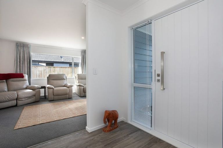 Photo of property in 28 Oldfield Lane, Marton, 4710