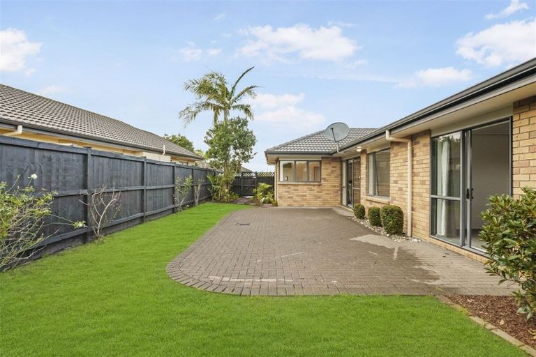 Photo of property in 34 Sandwick Drive, Weymouth, Auckland, 2103