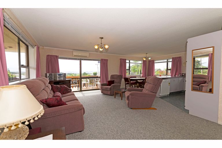 Photo of property in 1/55 Colwill Road, Massey, Auckland, 0614