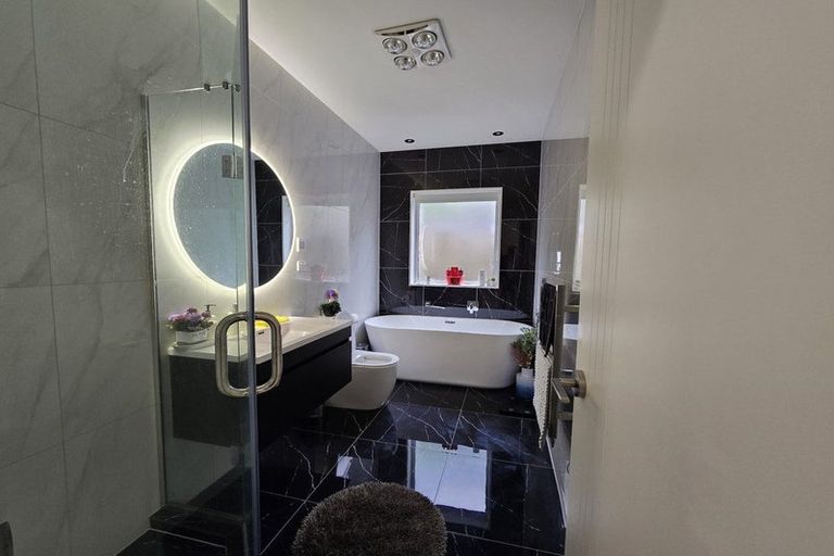 Photo of property in 39 Farranfore Road, Opaheke, Papakura, 2113