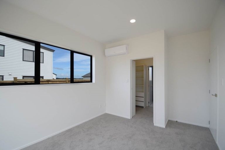 Photo of property in 41 Kaimanawa Road, Karaka, Papakura, 2113