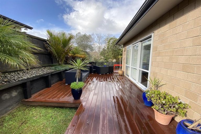 Photo of property in 12 Dunoon Close, Flat Bush, Auckland, 2016