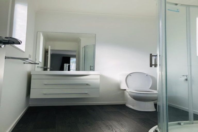 Photo of property in 15 Udall Place, Bucklands Beach, Auckland, 2014