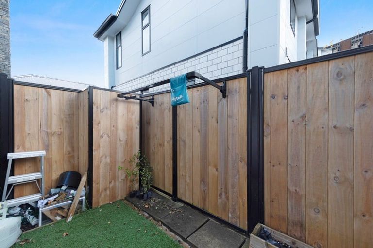 Photo of property in 2/3 Johnston Grove, Taita, Lower Hutt, 5011