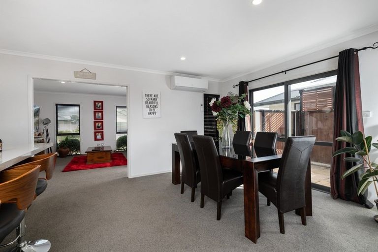 Photo of property in 130 Puhirake Crescent, Pyes Pa, Tauranga, 3112