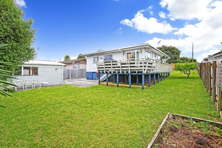 Photo of property in 146 Pigeon Mountain Road, Half Moon Bay, Auckland, 2012