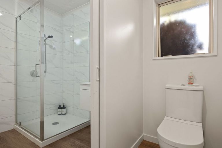 Photo of property in 408a Memorial Avenue, Burnside, Christchurch, 8053