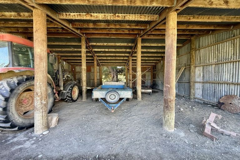 Photo of property in 5584 Kurow Duntroon Road, Kurow, 9498