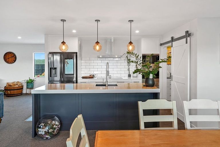 Photo of property in 81 Kingsdowne Drive, West Melton, 7618