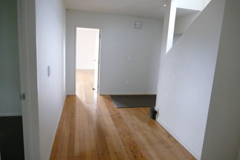 Photo of property in 630 Beach Road, Browns Bay, Auckland, 0630