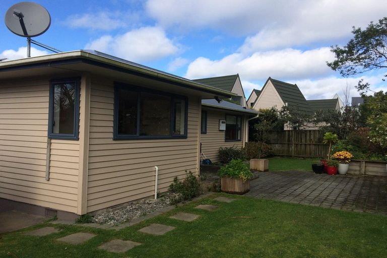 Photo of property in 21 Gurkha Crescent, Khandallah, Wellington, 6035