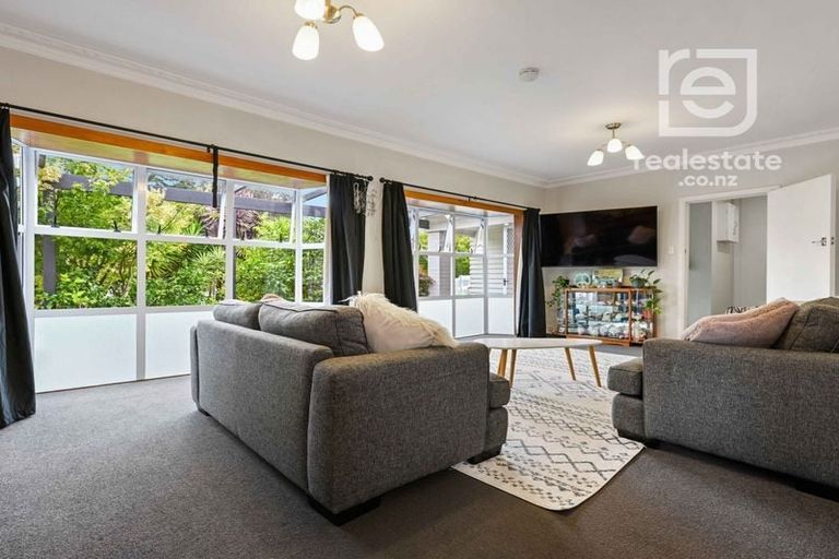 Photo of property in 20 Vardon Road, St Andrews, Hamilton, 3200