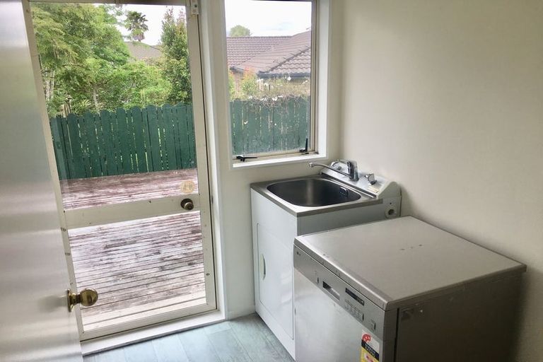 Photo of property in 176 Burswood Drive, Burswood, Auckland, 2013