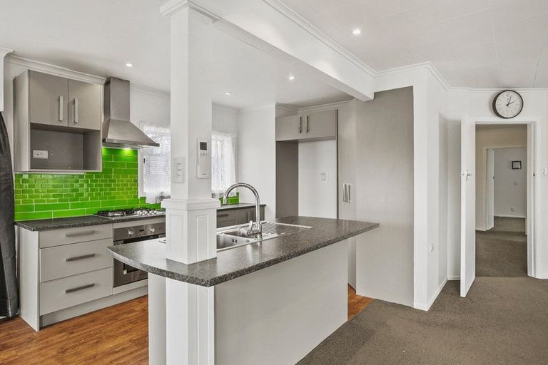 Photo of property in 156 Ngamotu Road, Spotswood, New Plymouth, 4310