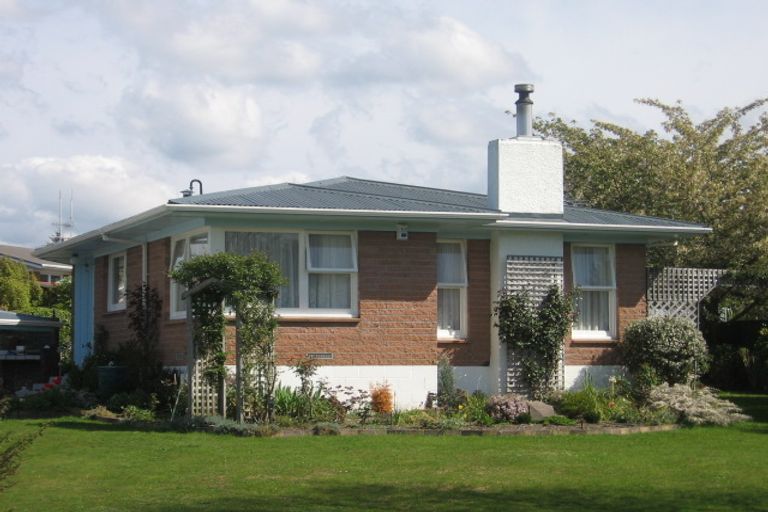 Photo of property in 6 Tawavale Street, Pukehangi, Rotorua, 3015