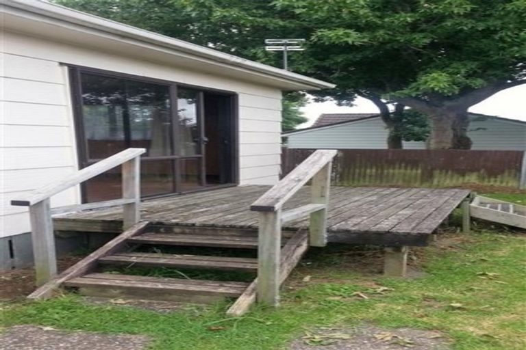 Photo of property in 32 Brentford Place, Manurewa, Auckland, 2102