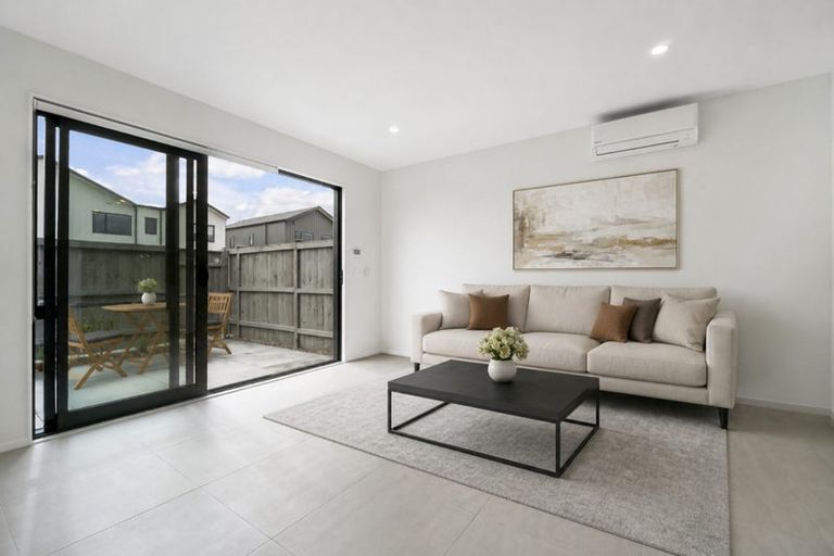 Photo of property in 41 Juniper Drive, Rosehill, 2113