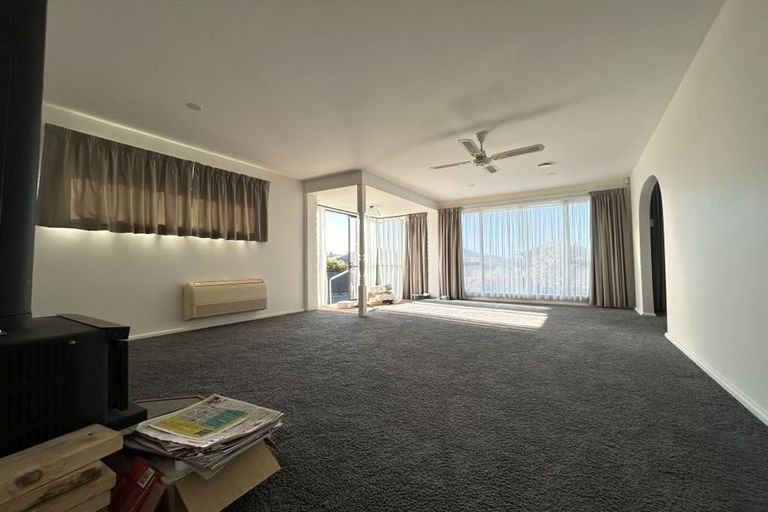 Photo of property in 64 Oriana Crescent, Hornby, Christchurch, 8042