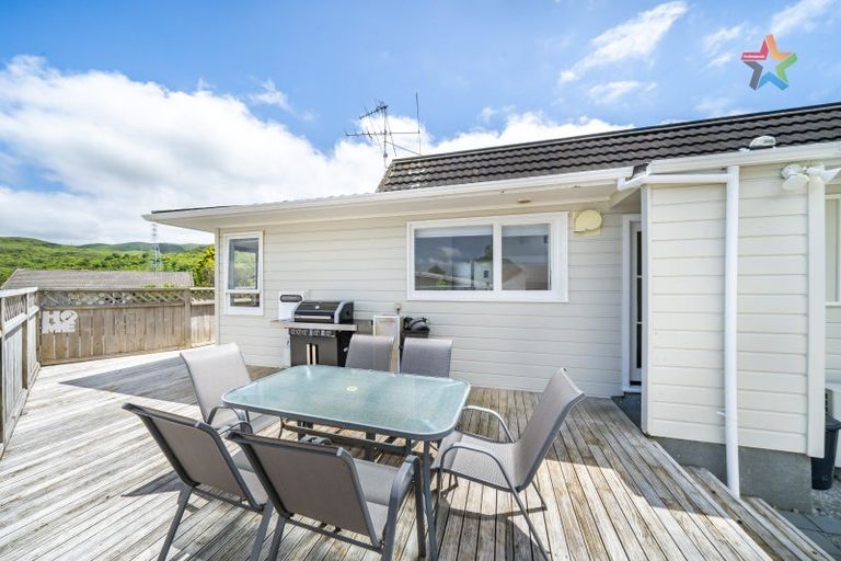 Photo of property in 52 Waipounamu Drive, Kelson, Lower Hutt, 5010